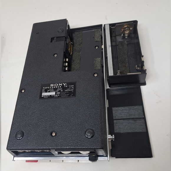 Sony Tape Recorder TC-110 Tapecorder  Solid State with Case Vintage HQ 70s 80s - Picture 9 of 13